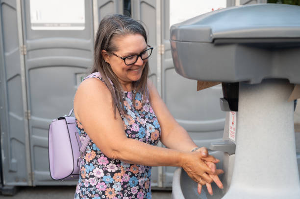 Portable Toilet Options We Offer in Holloman Af, NM